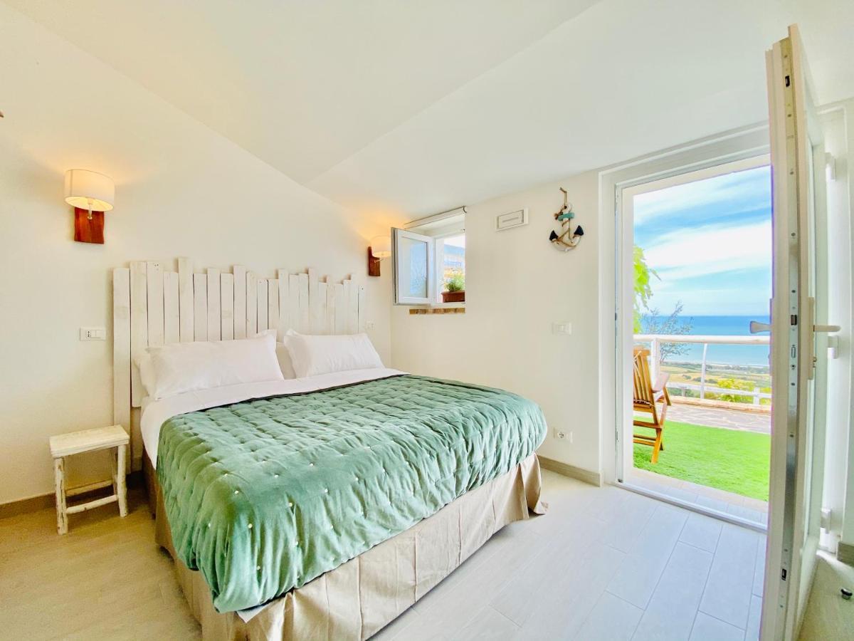 Residenza B&B Vistamare ペタッチャート エクステリア 写真